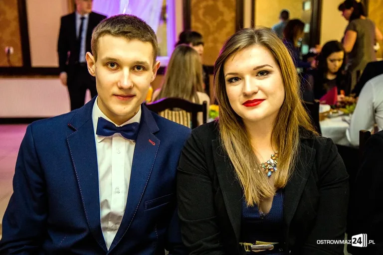 Studniówka Ekonomika 2016 - zobacz zdjęcia i wideo