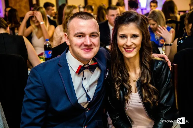 Studniówka Ekonomika 2016 - zobacz zdjęcia i wideo