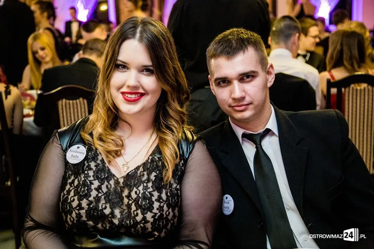 Studniówka Ekonomika 2016 - zobacz zdjęcia i wideo