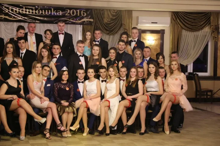 Studniówka Ekonomika - pierwsze zdjęcia