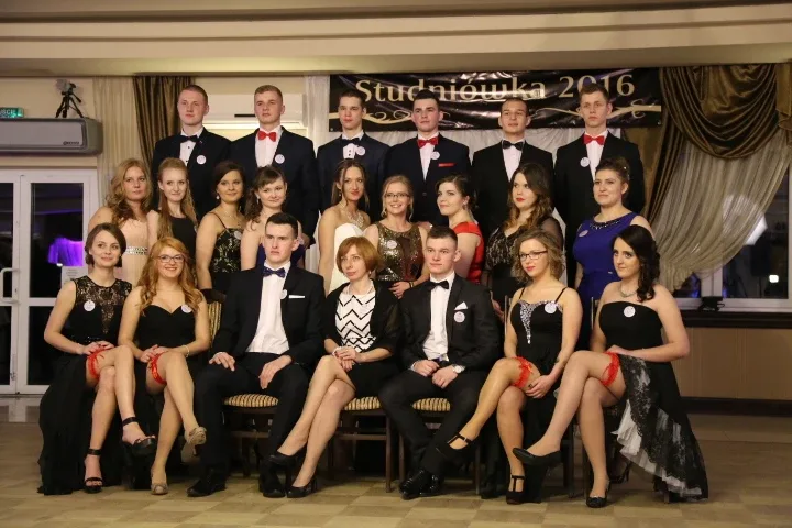 Studniówka Ekonomika - pierwsze zdjęcia