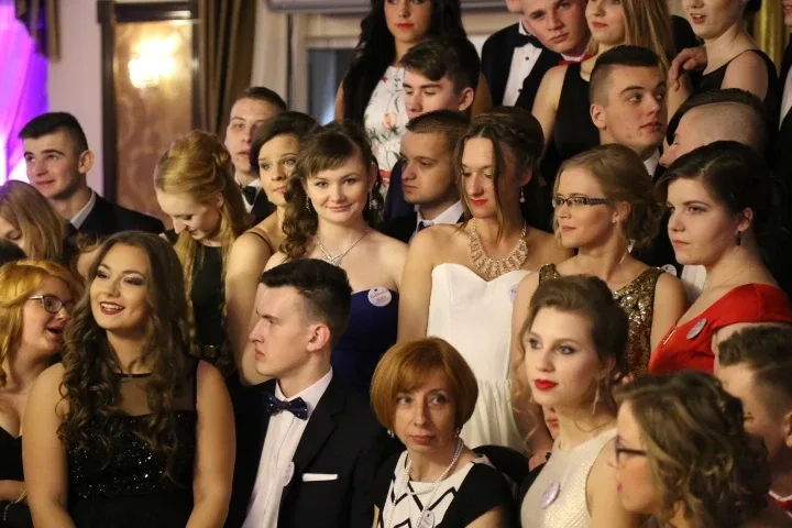 Studniówka Ekonomika - pierwsze zdjęcia