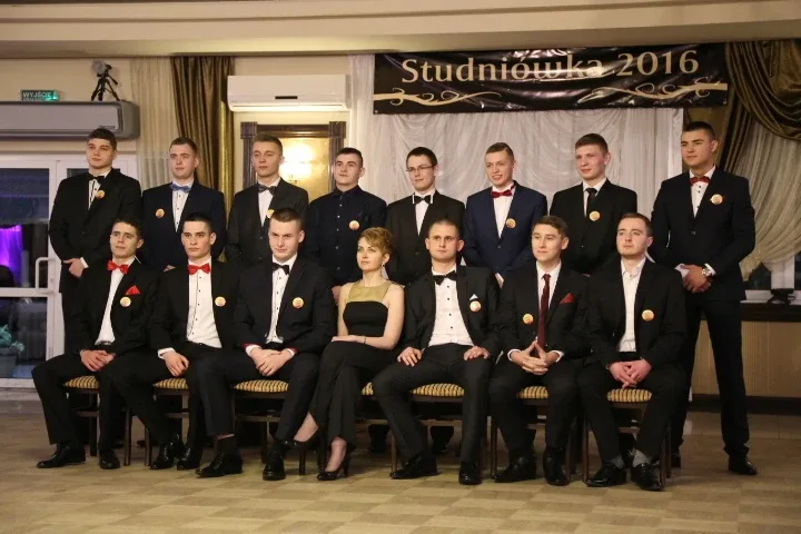 Studniówka Ekonomika - pierwsze zdjęcia