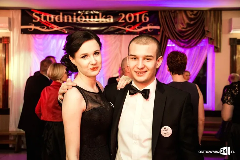 Studniówka Ekonomika 2016 - zobacz zdjęcia i wideo