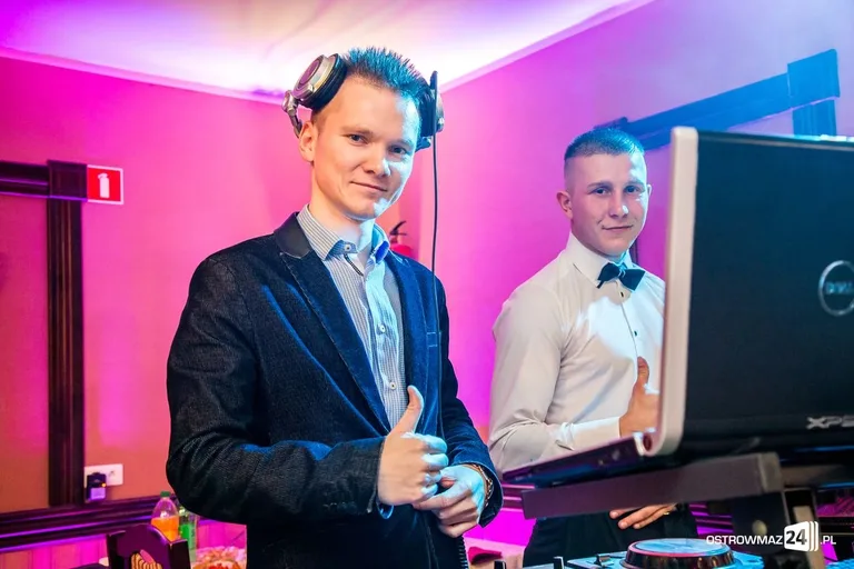 Studniówka Ekonomika 2016 - zobacz zdjęcia i wideo