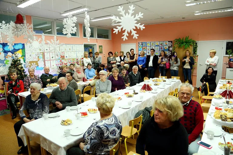 Dzień Babci i Dziadka w SP nr 1 (zdjęcia)