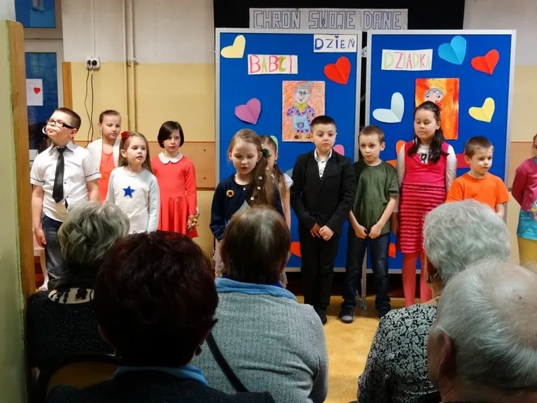 Świętowali Dzień Babci i Dziadka (zdjęcia)