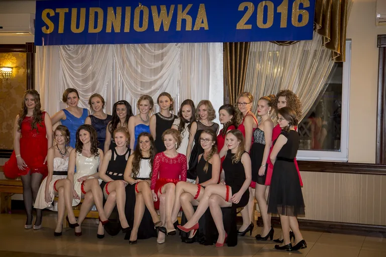 Studniówka LO im. Kopernika (zdjęcia, wideo)