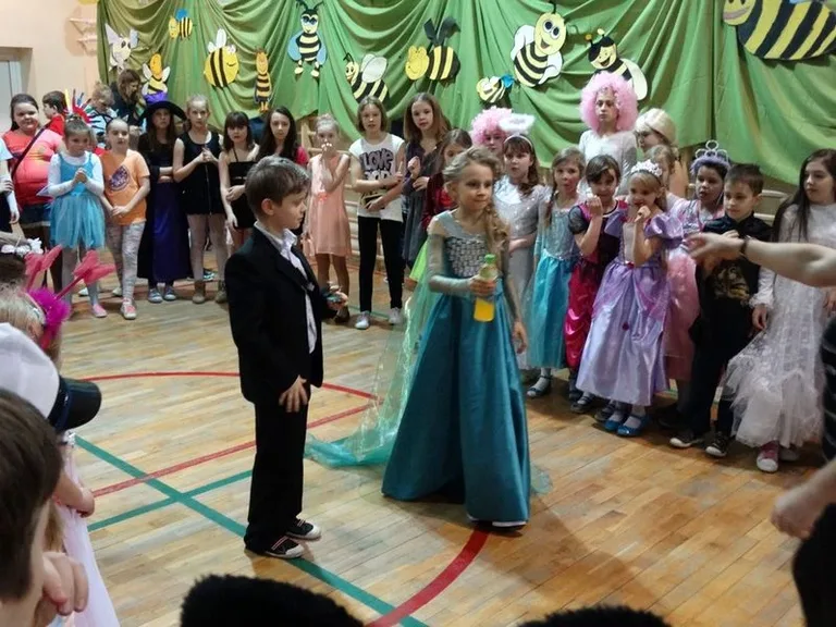 Zabawa karnawałowa w ZSP nr 1 (zdjęcia)