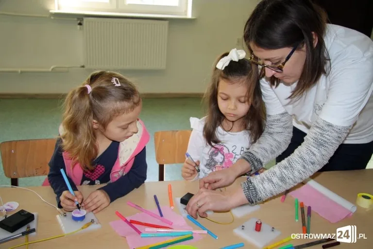 Eksperymenty naukowe dla najmłodszych w MDK (zdjęcia)