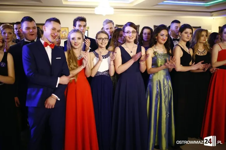 Podróż w czasie. Studniówka Kopernika 2015 (zdjęcia, wideo)
