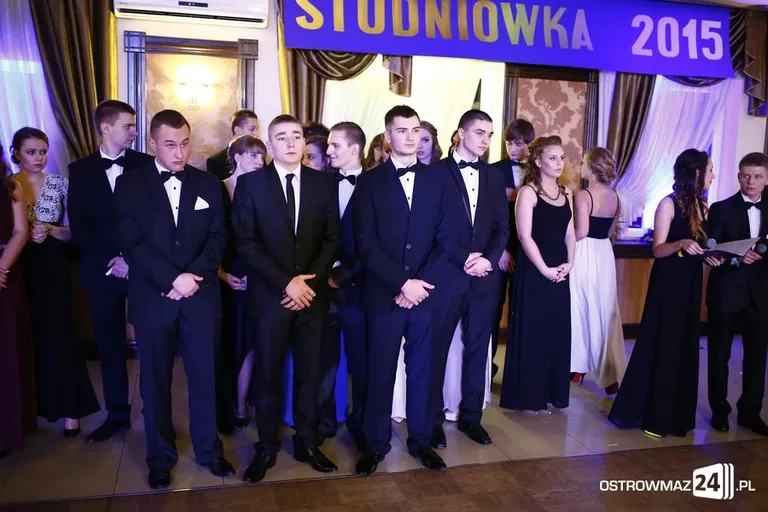 Podróż w czasie. Studniówka Kopernika 2015 (zdjęcia, wideo)