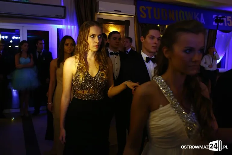 Podróż w czasie. Studniówka Kopernika 2015 (zdjęcia, wideo)