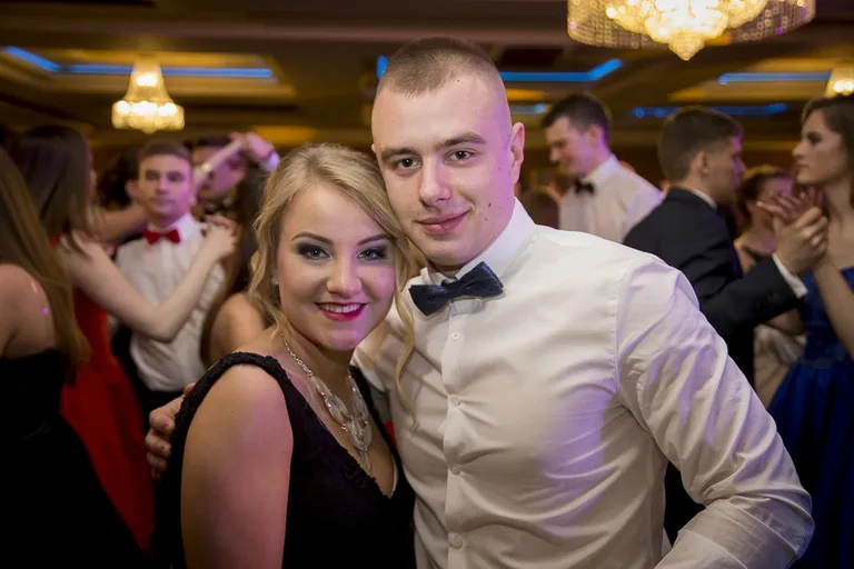 Studniówka LO im. Kopernika (zdjęcia, wideo)