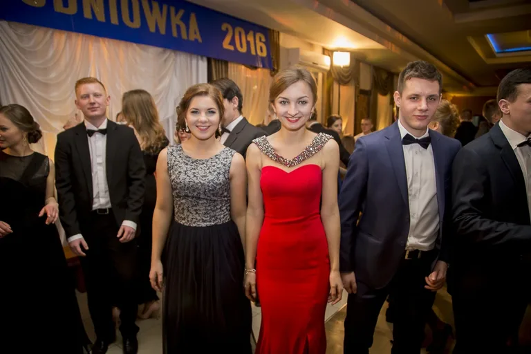 Studniówka LO im. Kopernika (zdjęcia, wideo)