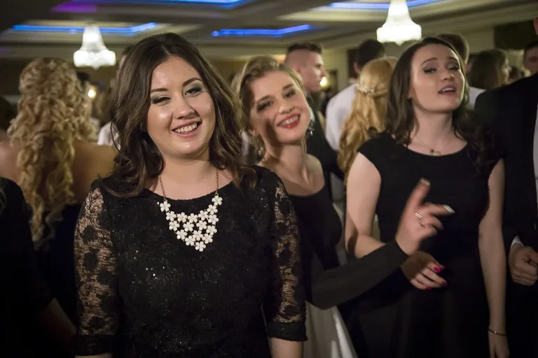 Studniówka LO im. Kopernika (zdjęcia, wideo)