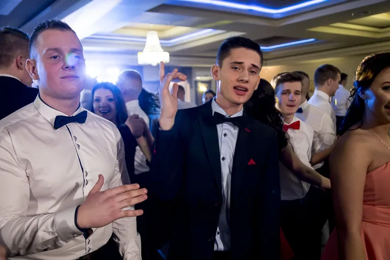 Studniówka LO im. Kopernika (zdjęcia, wideo)