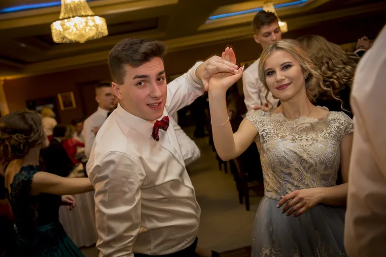 Studniówka LO im. Kopernika (zdjęcia, wideo)