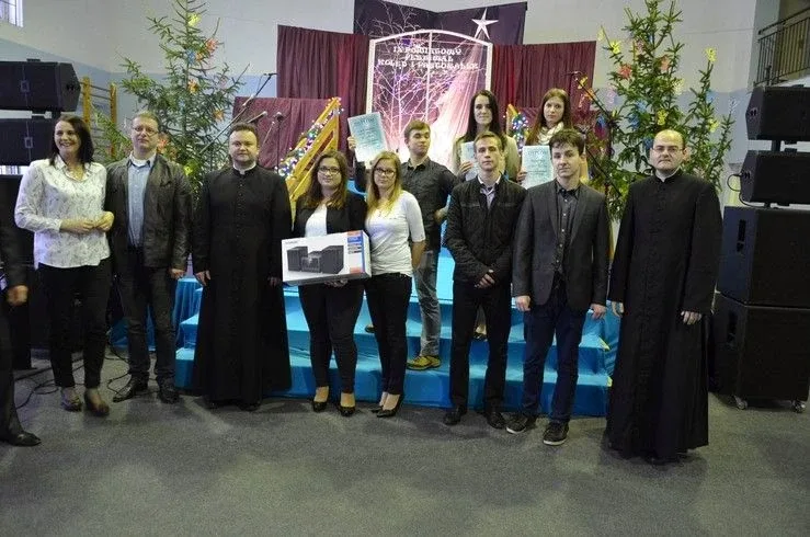 Powiatowy festiwal kolęd i pastorałek (zdjęcia)