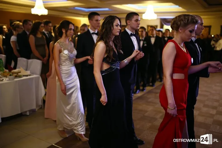 Podróż w czasie. Studniówka Kopernika 2015 (zdjęcia, wideo)