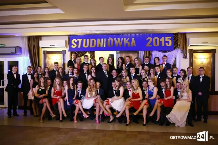 Podróż w czasie. Studniówka Kopernika 2015 (zdjęcia, wideo)