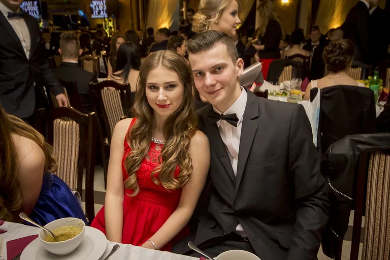 Studniówka LO im. Kopernika (zdjęcia, wideo)
