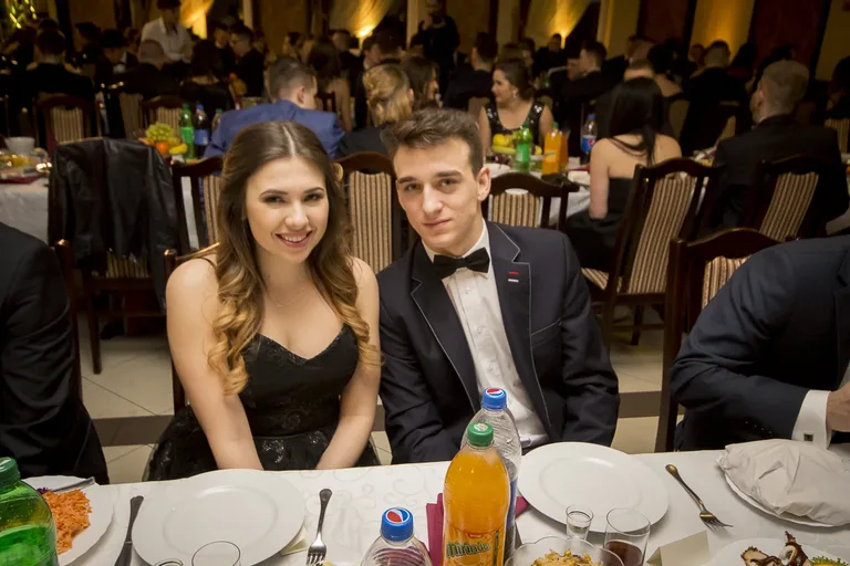 Studniówka LO im. Kopernika (zdjęcia, wideo)