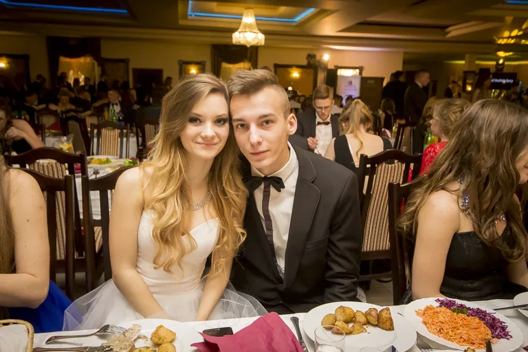 Studniówka LO im. Kopernika (zdjęcia, wideo)