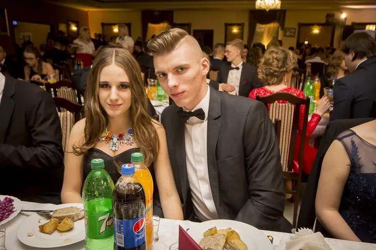 Studniówka LO im. Kopernika (zdjęcia, wideo)