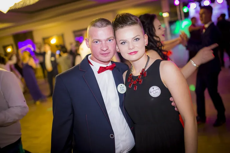 Studniówka ostrowskiego Rubinka (zdjęcia, wideo)