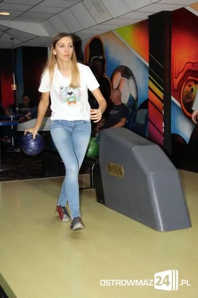 Liga bowlingowa: porażka lidera (zdjęcia)