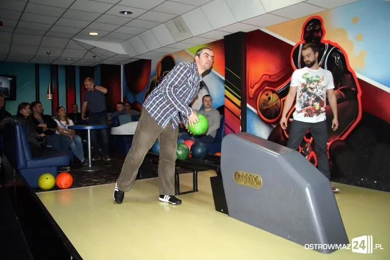 Liga bowlingowa: porażka lidera (zdjęcia)