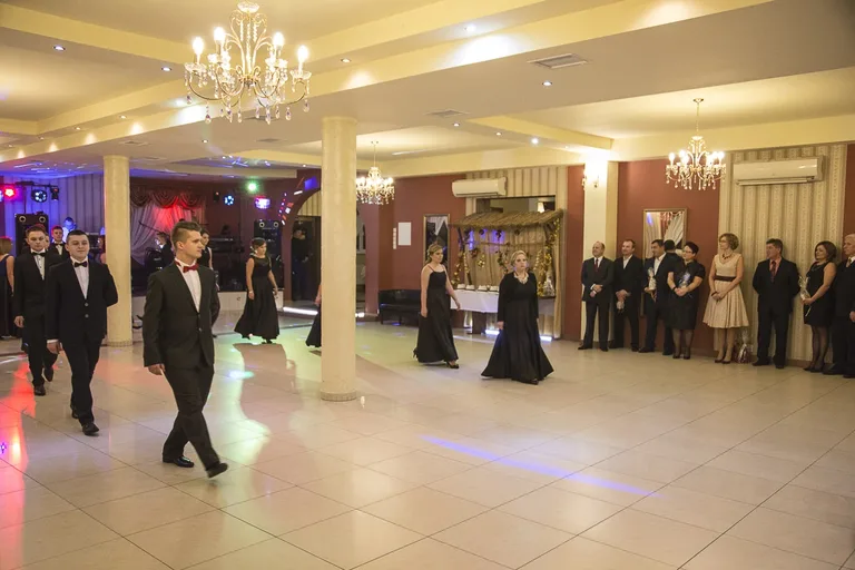Studniówka ZS CKR Stare Lubiejewo (zdjęcia, wideo)