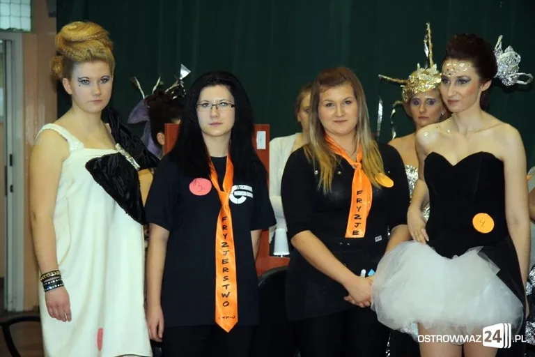 Kosmiczne panny młode na konkursie w Rubinku
