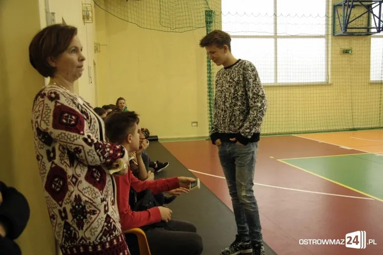 Miejska liga siatkówki dziewcząt (zdjęcia)