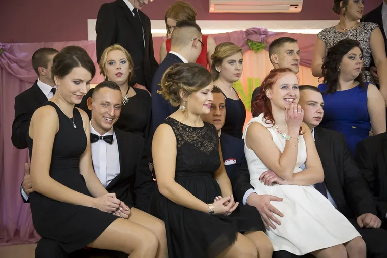 Studniówka ZS CKR Stare Lubiejewo (zdjęcia, wideo)