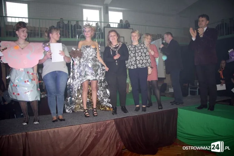 Kosmiczne panny młode na konkursie w Rubinku