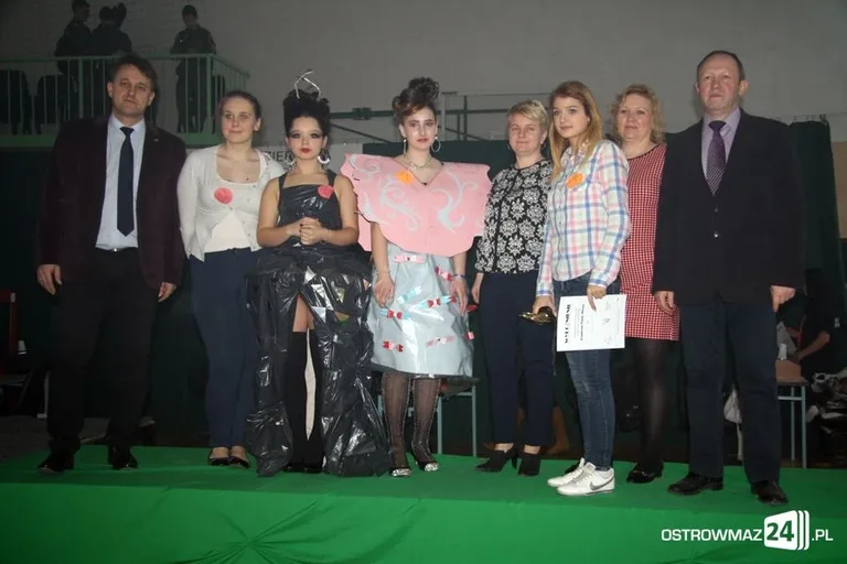 Kosmiczne panny młode na konkursie w Rubinku