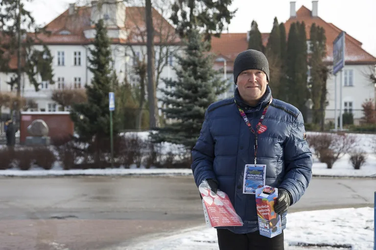 WOŚP kwestuje w Ostrowi (aktualizacja, zdjęcia)