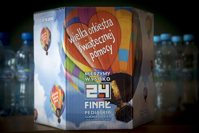 WOŚP kwestuje w Ostrowi (aktualizacja, zdjęcia)