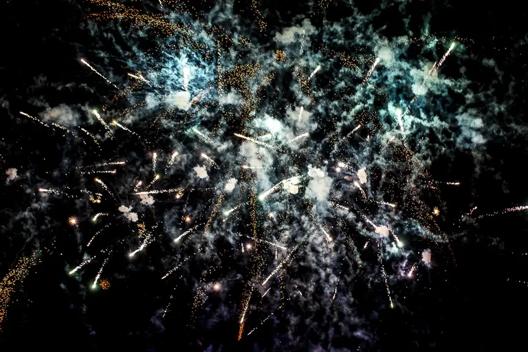 Sylwestrowa noc nad Ostrowią Mazowiecką (wideo)