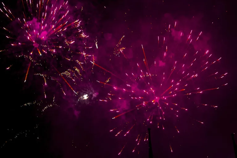 Sylwestrowa noc nad Ostrowią Mazowiecką (wideo)