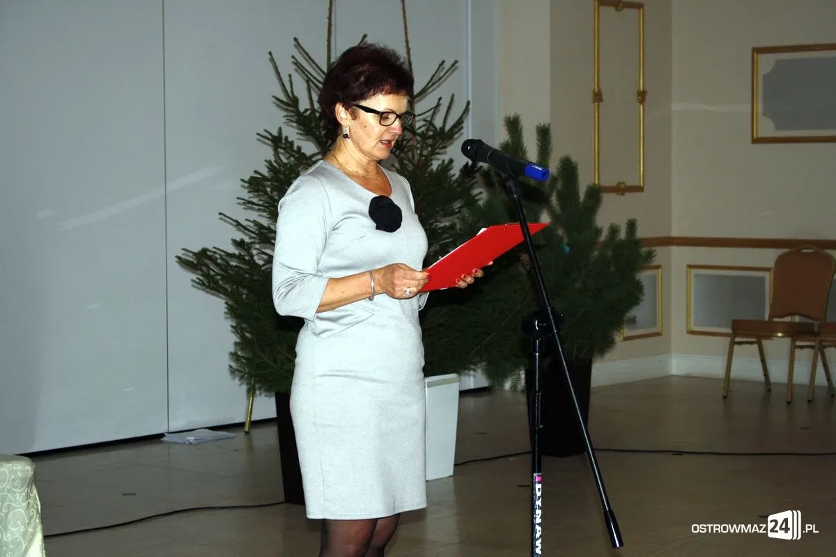 Sztuka "Sen nocy letniej" (zdjęcia)