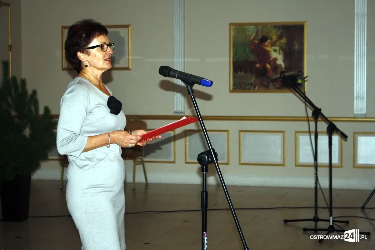 Sztuka "Sen nocy letniej" (zdjęcia)