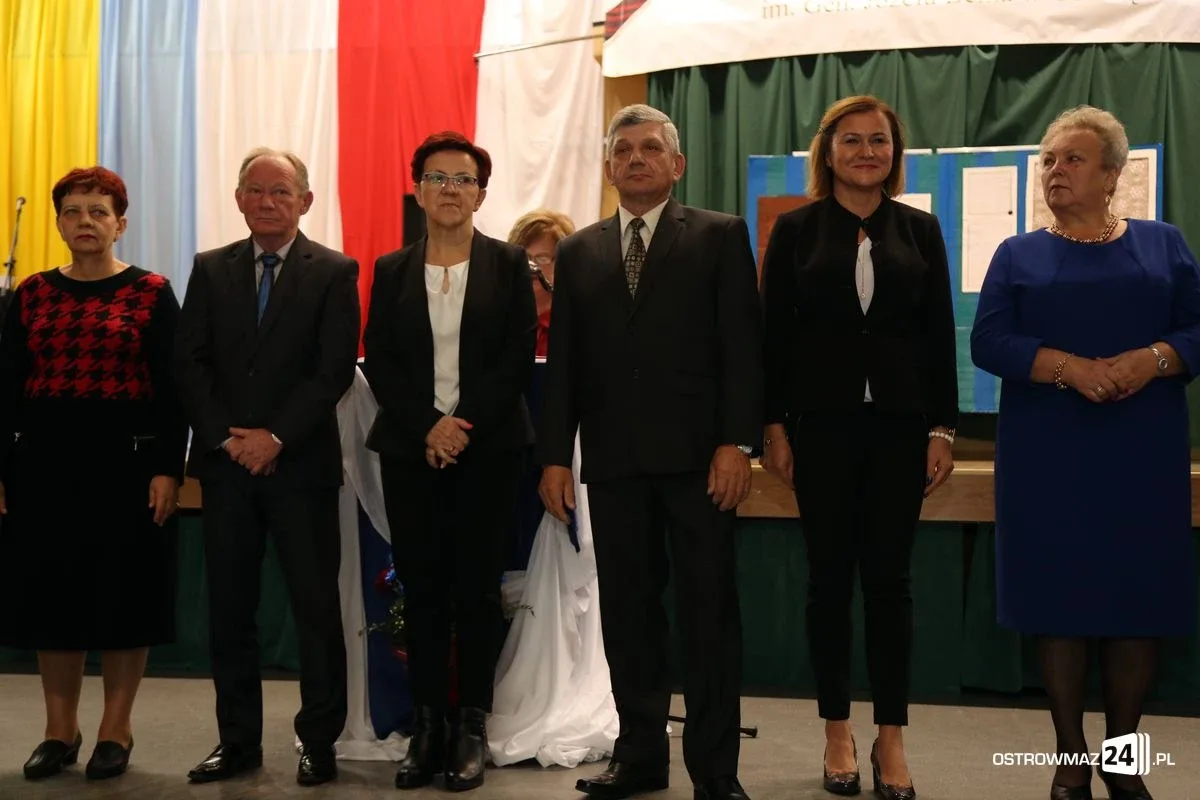 Dzień Edukacji Narodowej (zdjęcia, lista wyróżnionych)