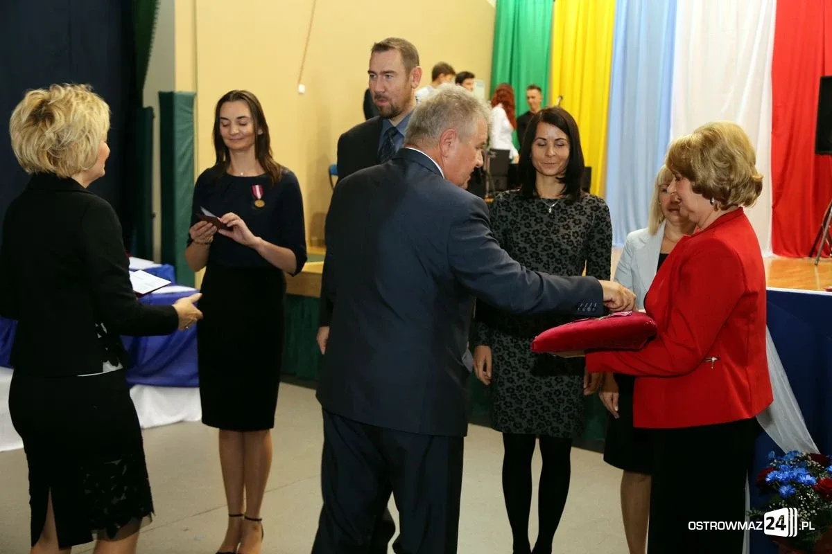 Dzień Edukacji Narodowej (zdjęcia, lista wyróżnionych)