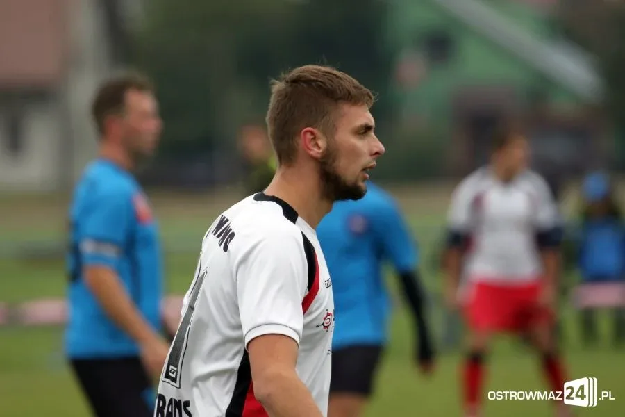 KS Wąsewo uległo Rzekuniance (zdjęcia, wideo)
