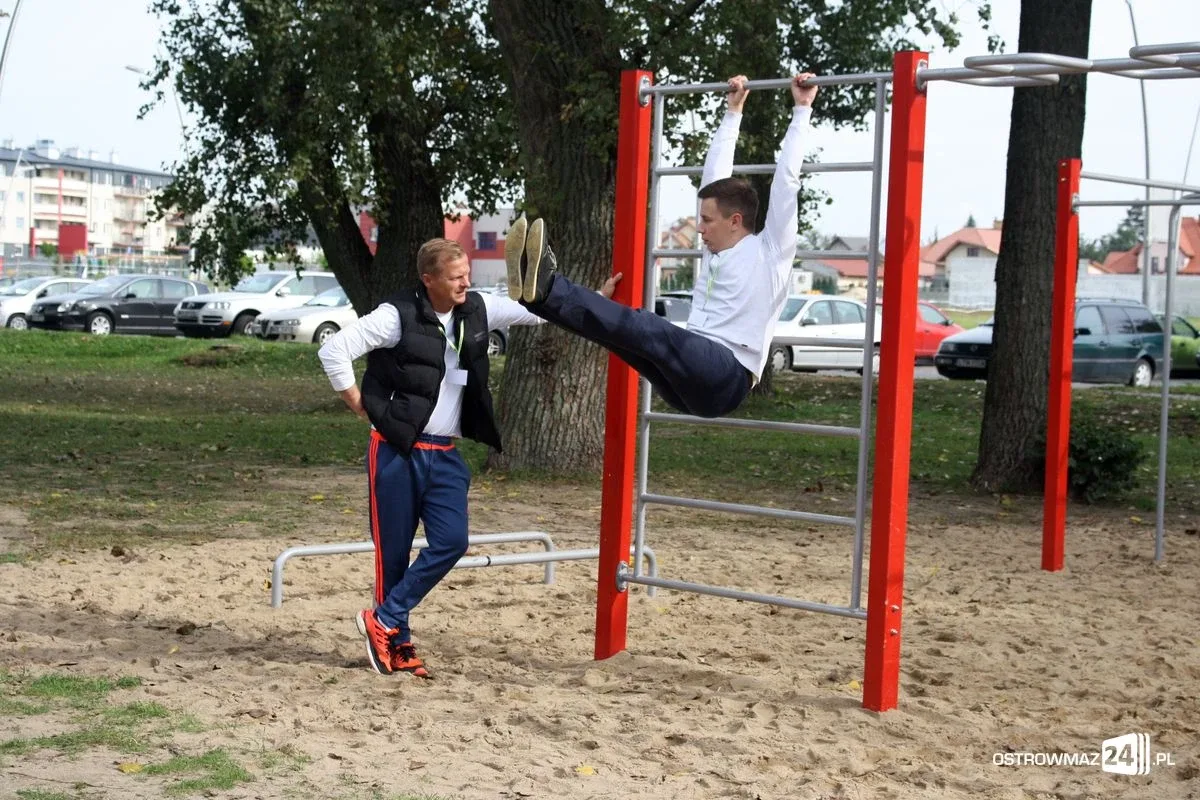 Zawody siłowe w parku Street Workout (zdjęcia)