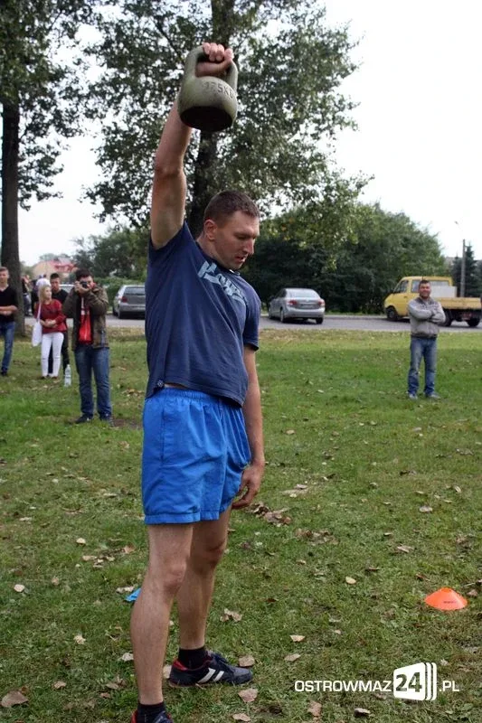 Zawody siłowe w parku Street Workout (zdjęcia)