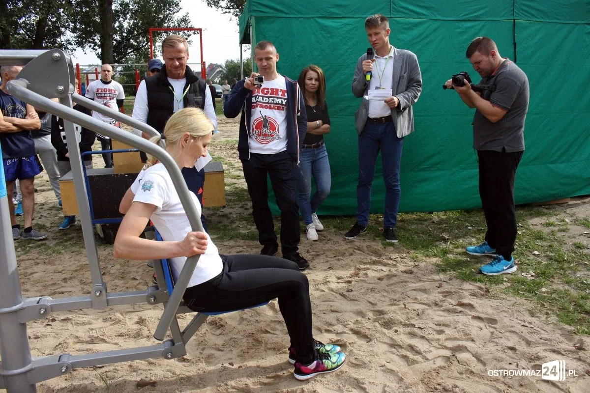 Zawody siłowe w parku Street Workout (zdjęcia)